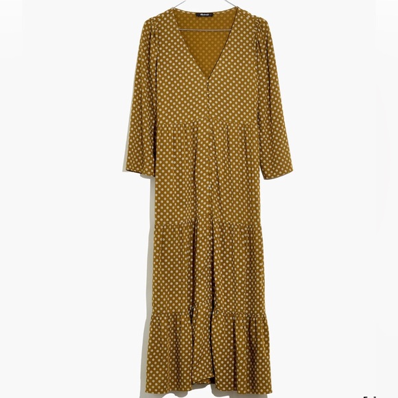 Madewell V-Neck Tiered Button-Front Midi Dress with hidden pockets. Size 8 - Picture 5 of 7
